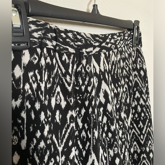 Women’s Tribal Print Chiffon Maxi Slit Skirt Size 8 - Picture 3 of 12